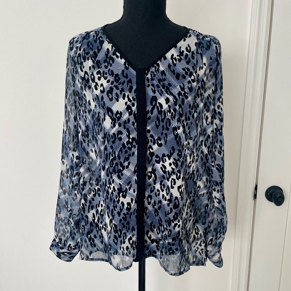 cabi Fatale Button Up Blouse, #977, S, EUC, Blue/Black Leopard Print - Picture 6 of 7